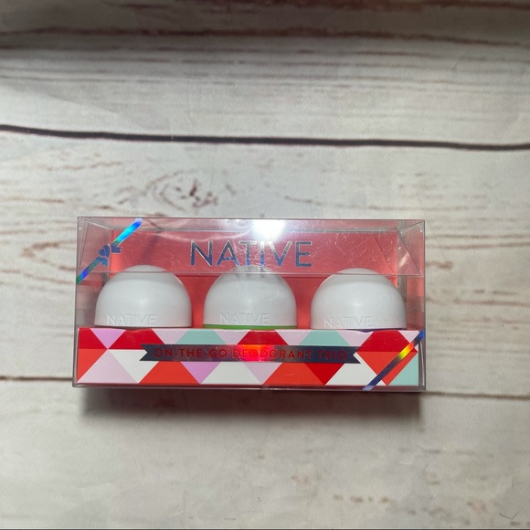 Native • Deodorant • Holiday• Lavender & Rose • Cucumber & Mint - Picture 2 of 3